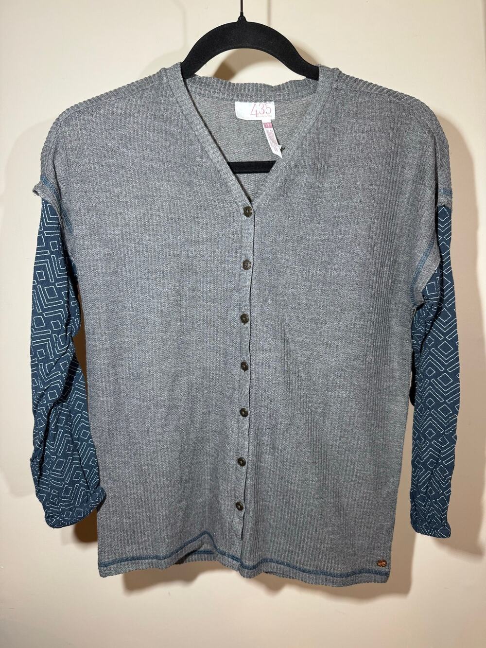 Matilda Jane Size 12 Gray Waffle Knit Button Down Two Tone Top